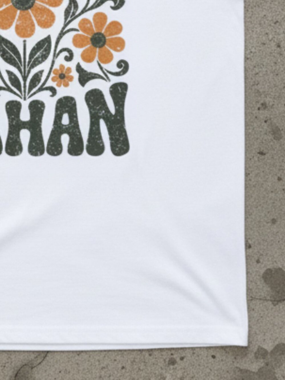 Noah Kahan Indie Folk Retro Floral Daisy Graphic White T-Shirt - Picture 5 of 5
